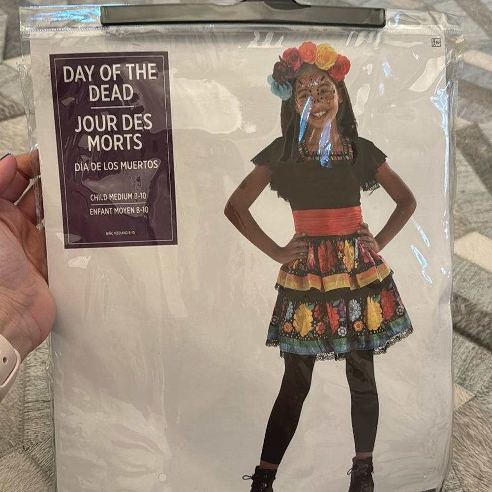 Complete girls day of dead costume .
